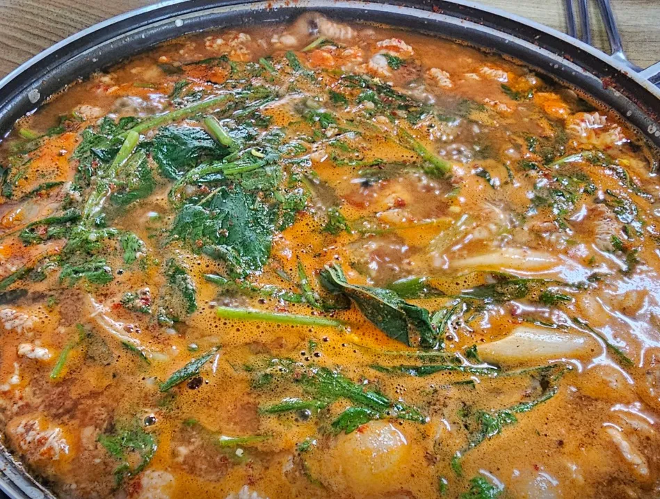 오늘N 인천 닭알탕 현대원조닭알탕, 동인천 현대시장의 역사가 담긴 고소하고 진한 별미 보양식